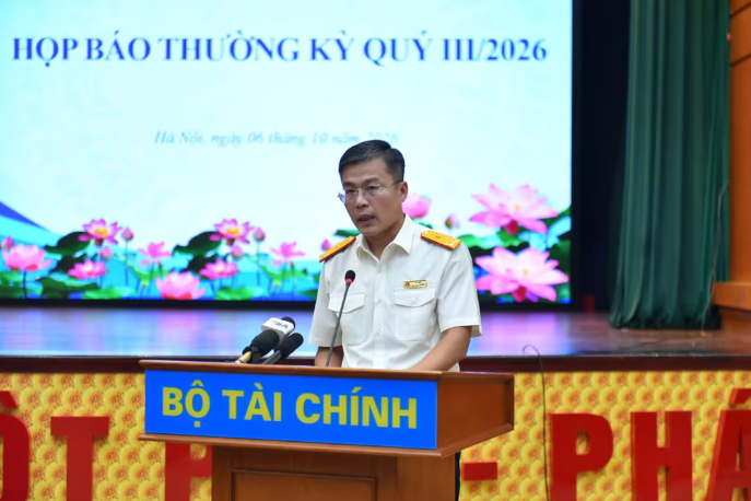 Bỗng dưng 'ôm' nợ thuế, bị hoãn xuất cảnh vì lộ thông tin cá nhân: Cục Thuế chỉ cách xử lý